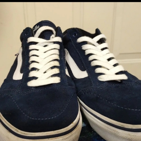 navy blue vans size 5
